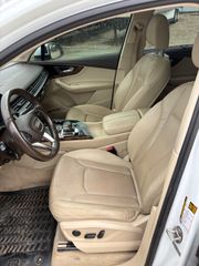 2017 Audi Q7 3.0T Premium - Interior Front Seat Image